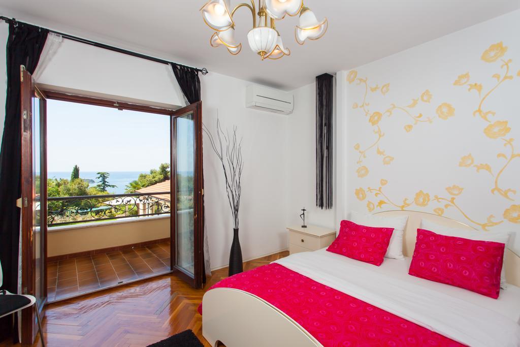Premium Central Apartments Vrsar Luaran gambar