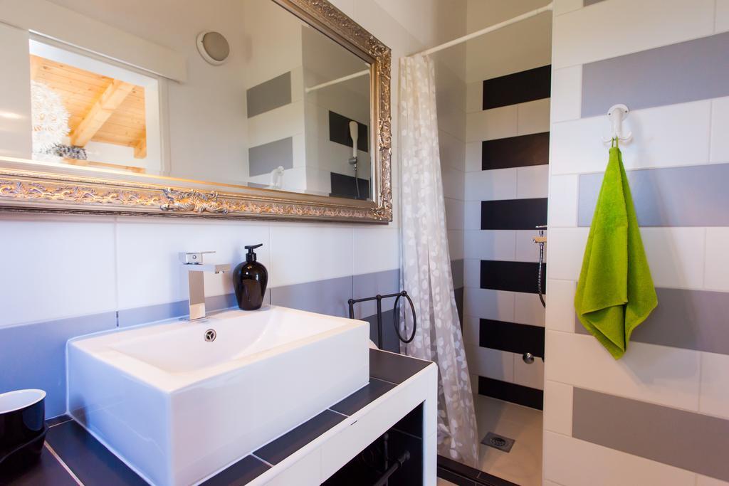 Premium Central Apartments Vrsar Luaran gambar
